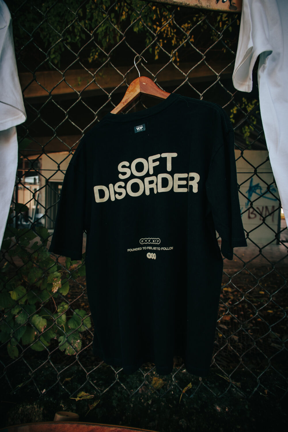 REMERA CAMORRA